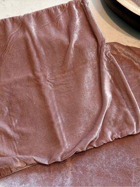 West Elm Dusty Pink Pillow Covers, Set of 2 Pink Pillow Covers 20” x 20”